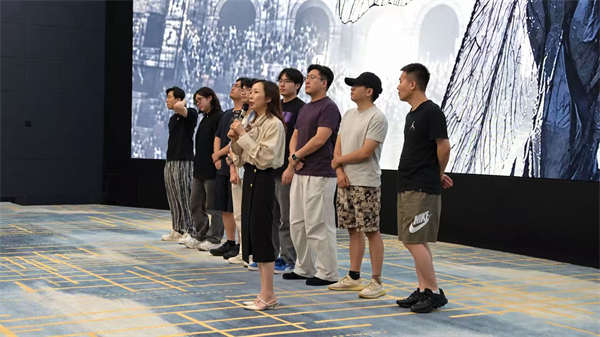 雷鸟影视《促织》领跑AI流媒体电影：院线AI破冰前夜，提前拉